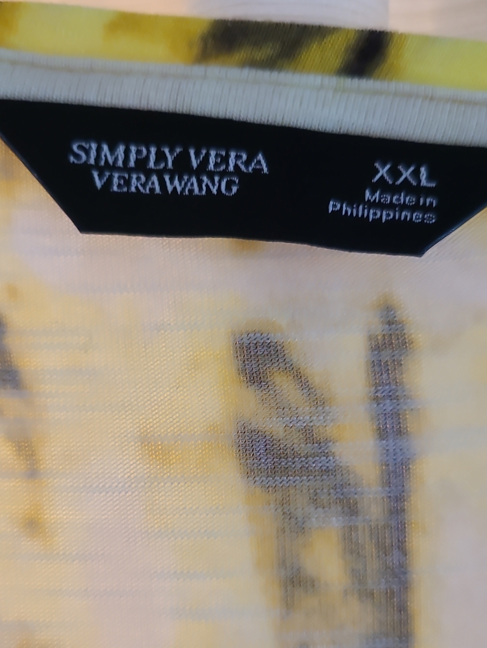 Scoopneck Soft Abstract Vera Wang Tshirt - Picture 2 of 3